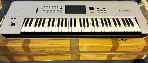 Korg nautilus 61 key - korg,
