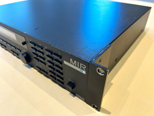 Korg m1r midi synthesiser - m1r,