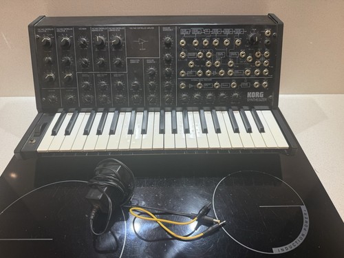 Korg mini includes 1 - includes:,