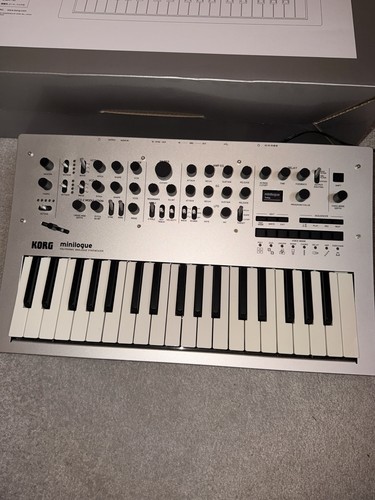 Korg minilogue polyphonic - ,