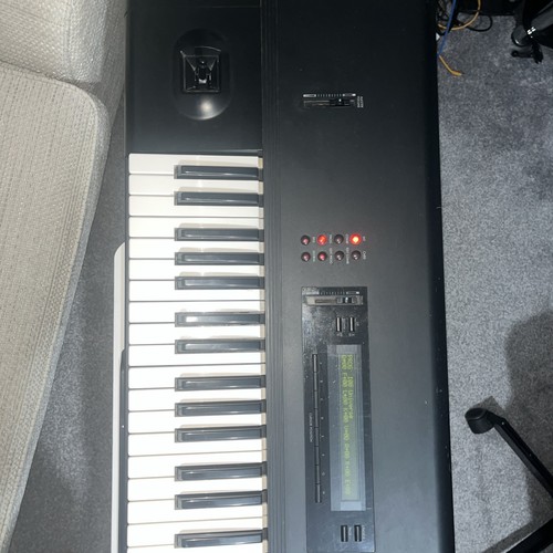 Korg synthesizer - 1,