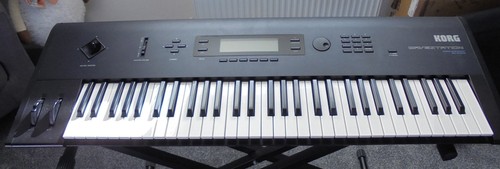 Korg wavestation keyboard - keyboard, mint