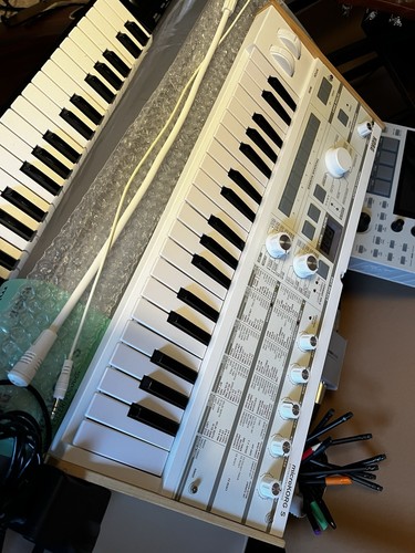 Korg microkorg mic - w/,