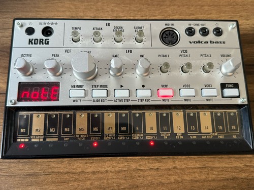 Korg volca bass analogue - korg,
