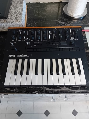 Korg monologue analog - korg,